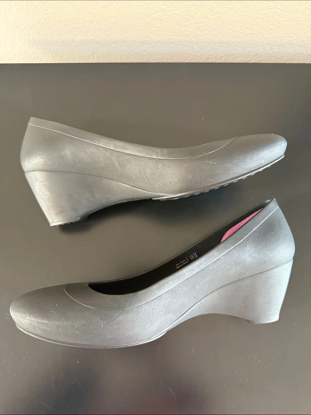CROCS Women's Black Lina Wedge with Pink Insole